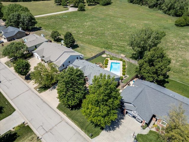 400 E La Mesa, Derby, KS 67037