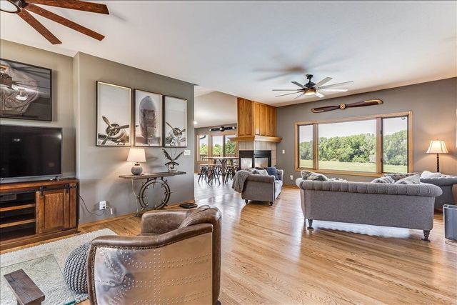 400 E La Mesa, Derby, KS 67037