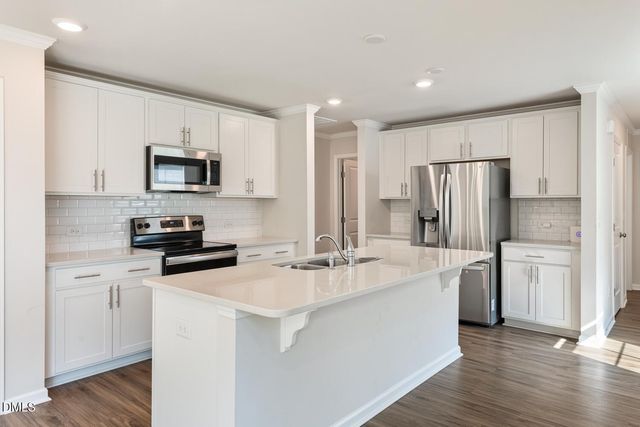 917 Bellewood Gardens Drive, Angier, NC 27501