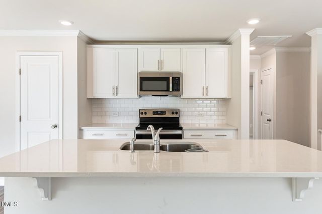 917 Bellewood Gardens Drive, Angier, NC 27501