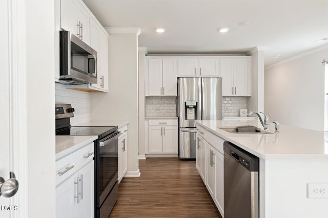 917 Bellewood Gardens Drive, Angier, NC 27501