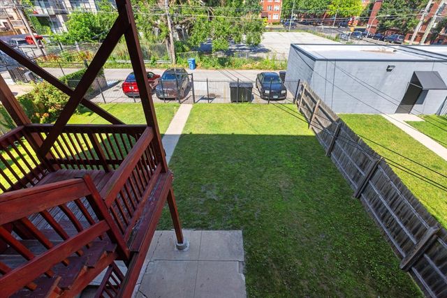 4404 S PRAIRIE Avenue 2N, Chicago, IL 60653