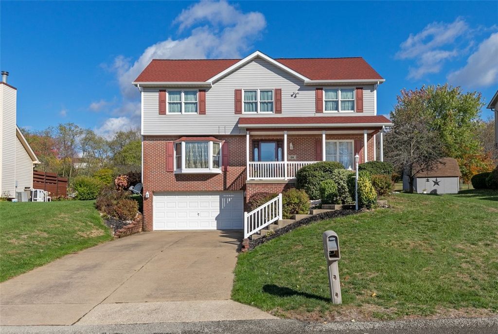 104 Pagano Dr, Hempfield Twp, PA 15672