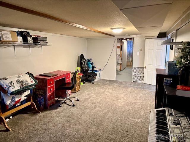 1033 Westmont Circle, Springfield, OH 45503