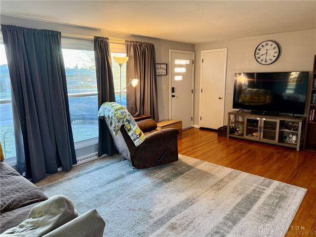 1033 Westmont Circle, Springfield, OH 45503