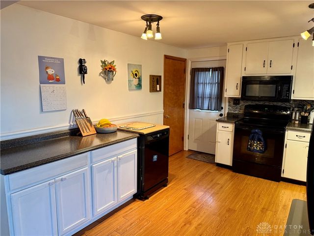 1033 Westmont Circle, Springfield, OH 45503