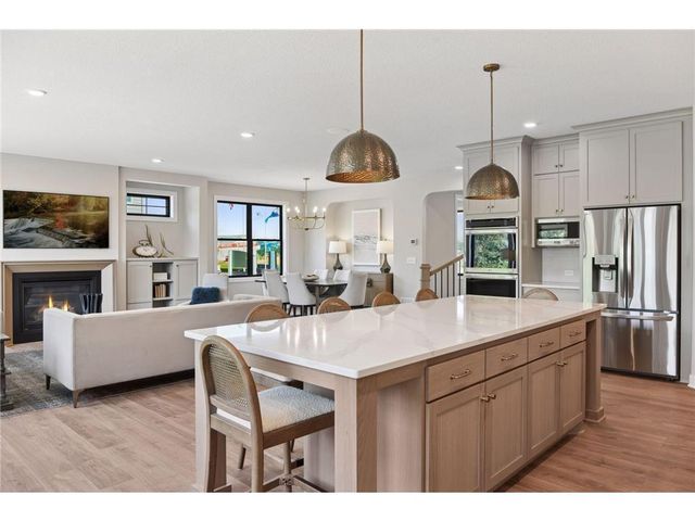 3634 Knightsbridge Trail N, Lake Elmo, MN 55042