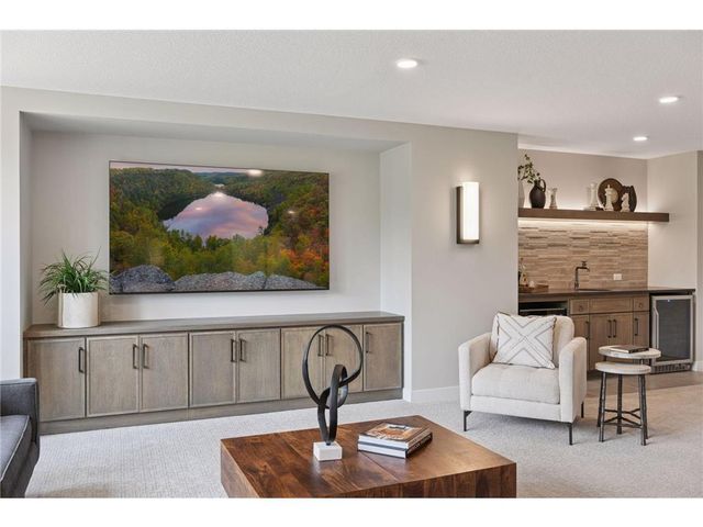 3634 Knightsbridge Trail N, Lake Elmo, MN 55042