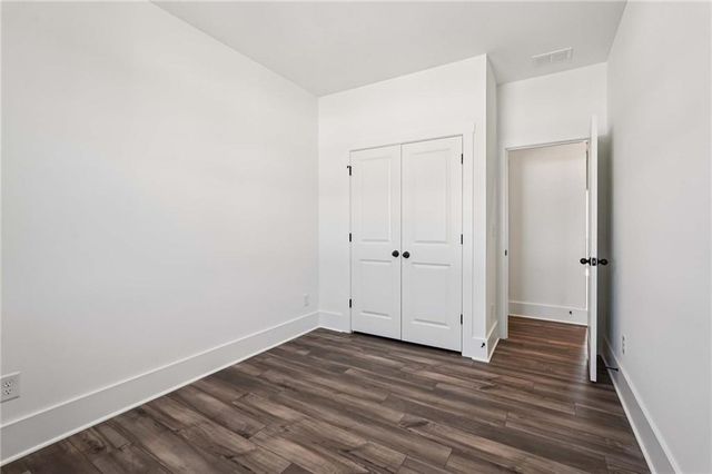 1607 Worley Way NW, Atlanta, GA 30318