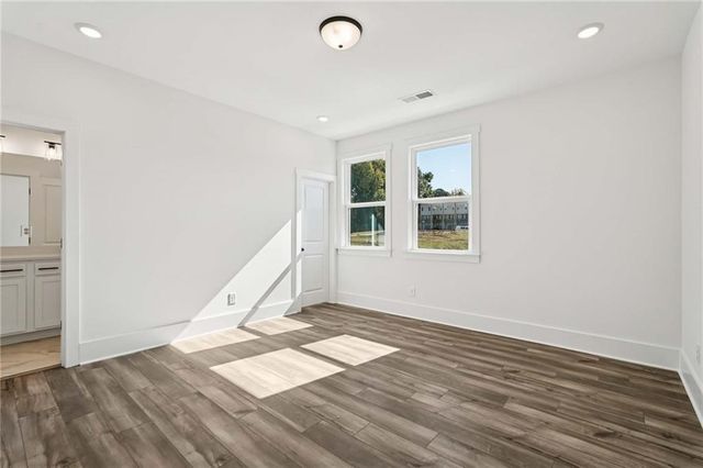 1607 Worley Way NW, Atlanta, GA 30318
