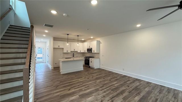 1607 Worley Way NW, Atlanta, GA 30318