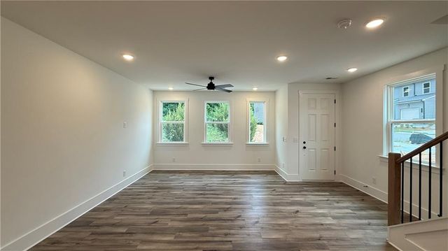1607 Worley Way NW, Atlanta, GA 30318