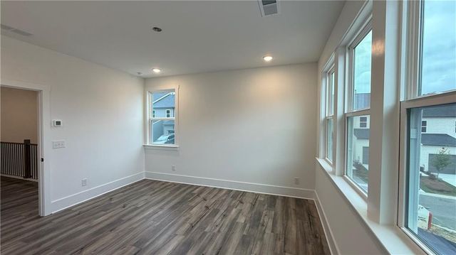 1607 Worley Way NW, Atlanta, GA 30318