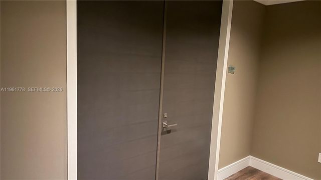 3250 NE 188th St 204, Aventura, FL 33180