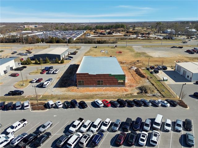 2420 S 8th Street Suite 3, Rogers, AR 72758