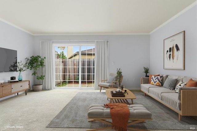 1452 Townview Dr, Santa Rosa, CA 95405