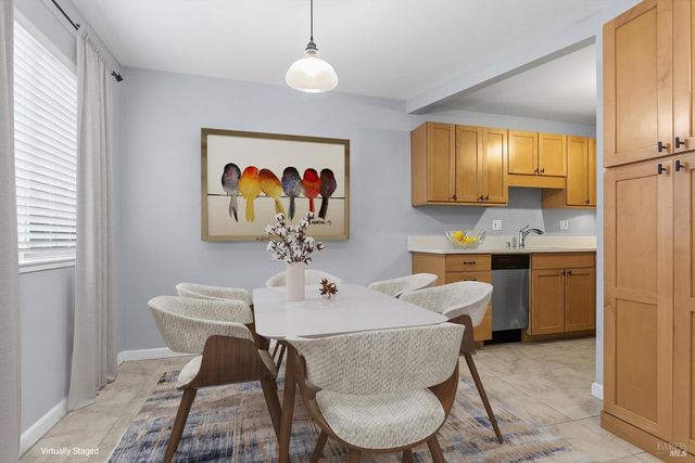 1452 Townview Dr, Santa Rosa, CA 95405