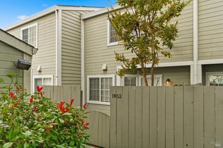 1452 Townview Dr, Santa Rosa, CA 95405