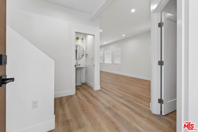 678 E 45th Street, Los Angeles, CA 90011