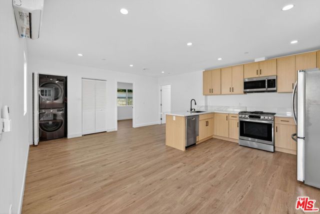 678 E 45th Street, Los Angeles, CA 90011