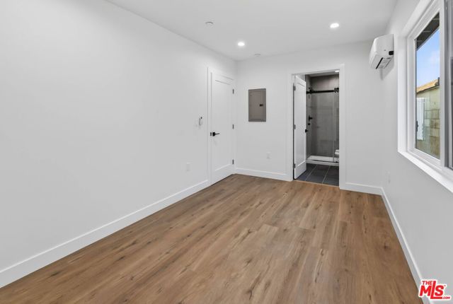 678 E 45th Street, Los Angeles, CA 90011