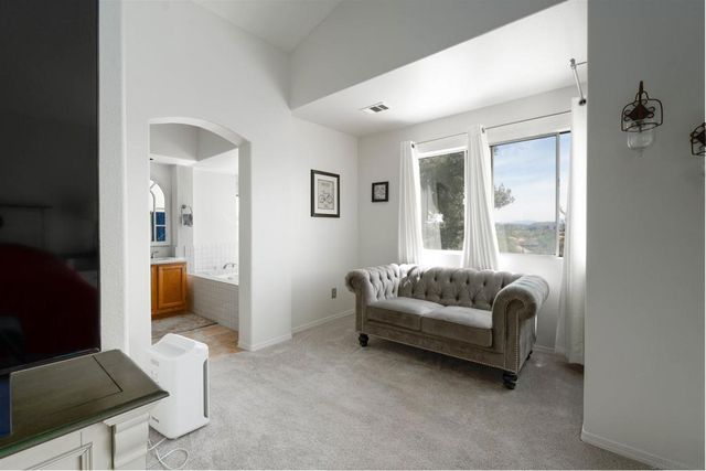 40604 Via Diamante, Murrieta, CA 92562