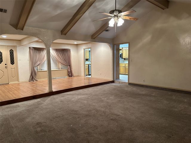 6601 Victoria Avenue, North Richland Hills, TX 76180