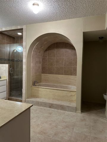 6601 Victoria Avenue, North Richland Hills, TX 76180