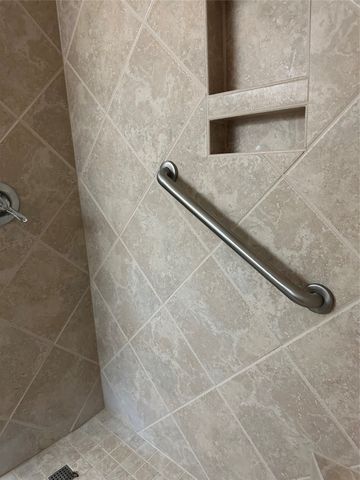 6601 Victoria Avenue, North Richland Hills, TX 76180