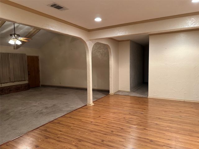 6601 Victoria Avenue, North Richland Hills, TX 76180