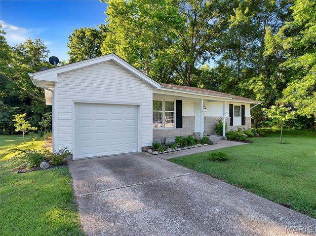 118 Dawn Drive, Washington, MO 63090