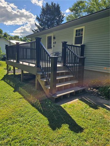324 Barr Rd, Fawn Twp, PA 15065