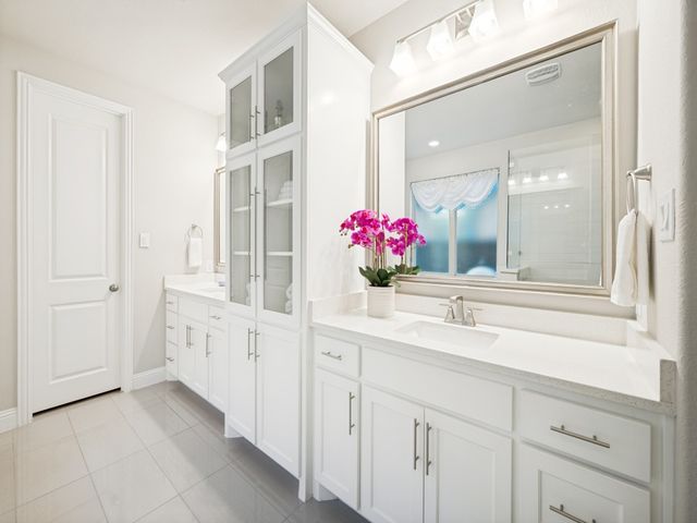 8273 Richmond, The Colony, TX 75056