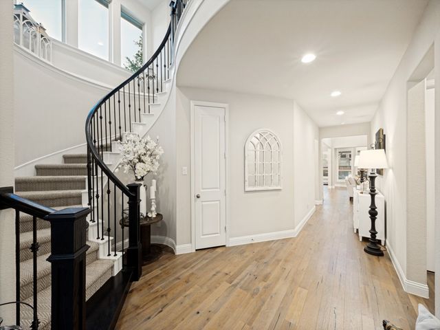 8273 Richmond, The Colony, TX 75056
