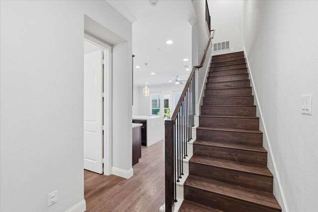 521 Reale Drive, Irving, TX 75039