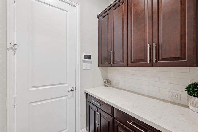 521 Reale Drive, Irving, TX 75039