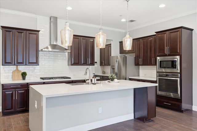 521 Reale Drive, Irving, TX 75039