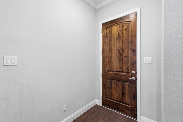 521 Reale Drive, Irving, TX 75039