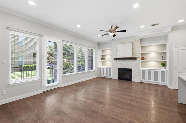 521 Reale Drive, Irving, TX 75039
