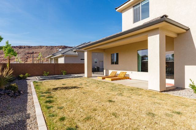 2798 E SMITH CREEK DR, Washington, UT 84780