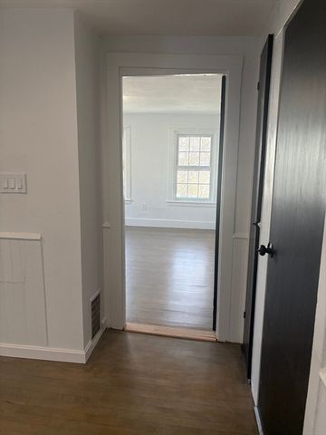 34 Walnut St. 3, Natick, MA 01760