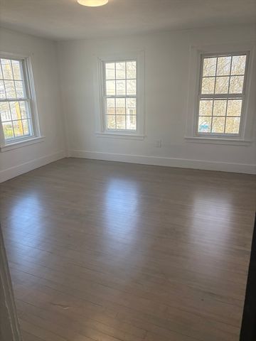 34 Walnut St. 3, Natick, MA 01760