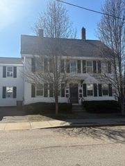 34 Walnut St. 3, Natick, MA 01760