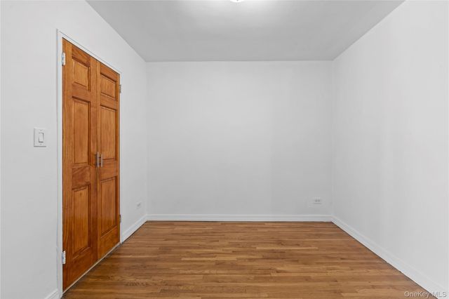 100-25 Queens Boulevard 4JJ, Forest Hills, NY 11375