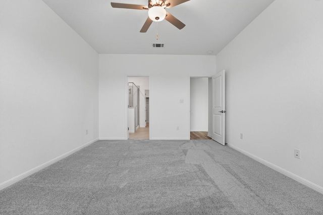 95 Flowers Ave, Hutto, TX 78634