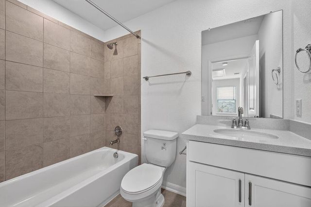 95 Flowers Ave, Hutto, TX 78634