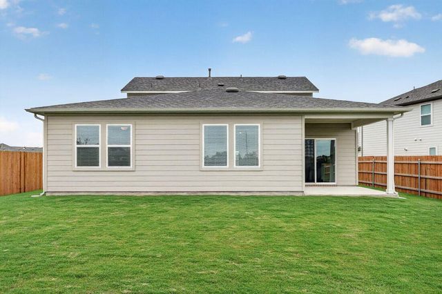 95 Flowers Ave, Hutto, TX 78634