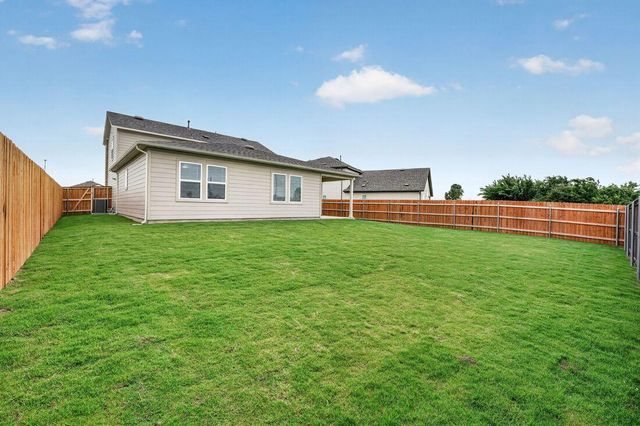 95 Flowers Ave, Hutto, TX 78634