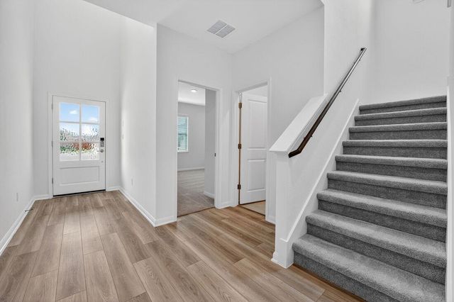 95 Flowers Ave, Hutto, TX 78634