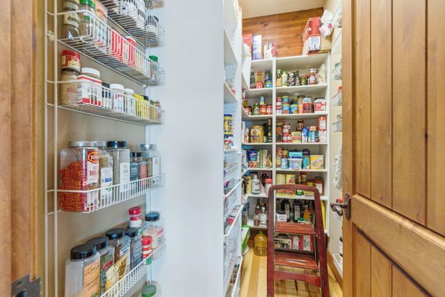 23810 E Broken Lance Ln, Liberty Lake, WA 99019